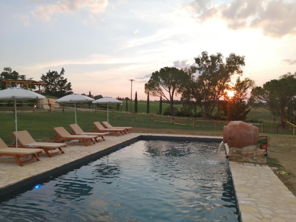 Wine Resort Colsereno Montalcino Exterior photo