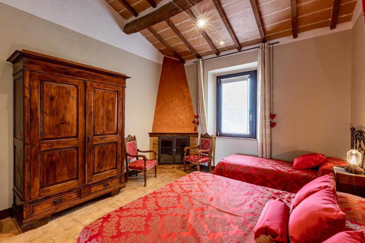 Wine Resort Colsereno Montalcino Exterior photo