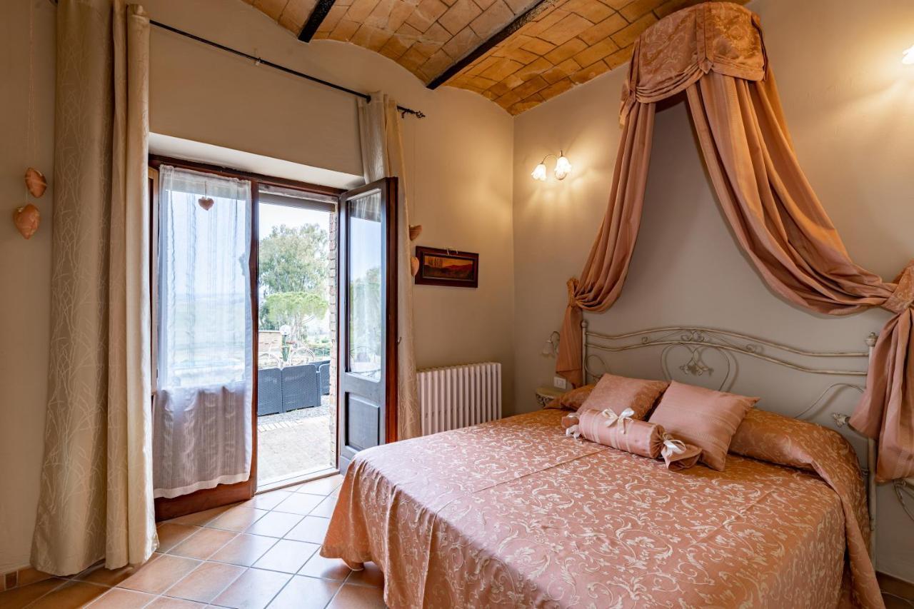 Wine Resort Colsereno Montalcino Exterior photo