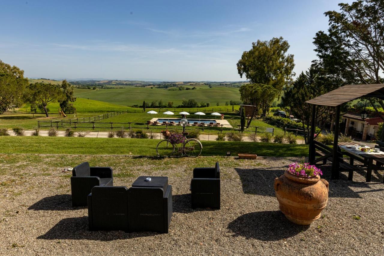 Wine Resort Colsereno Montalcino Exterior photo