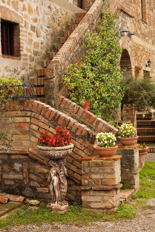 Wine Resort Colsereno Montalcino Exterior photo